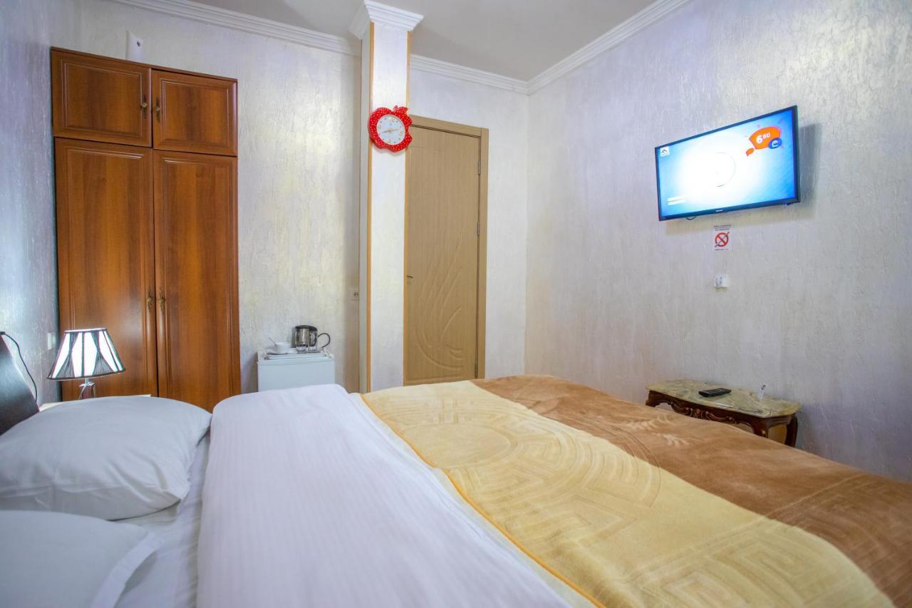 Hotel Mkudro Кутаїсі Екстер'єр фото
