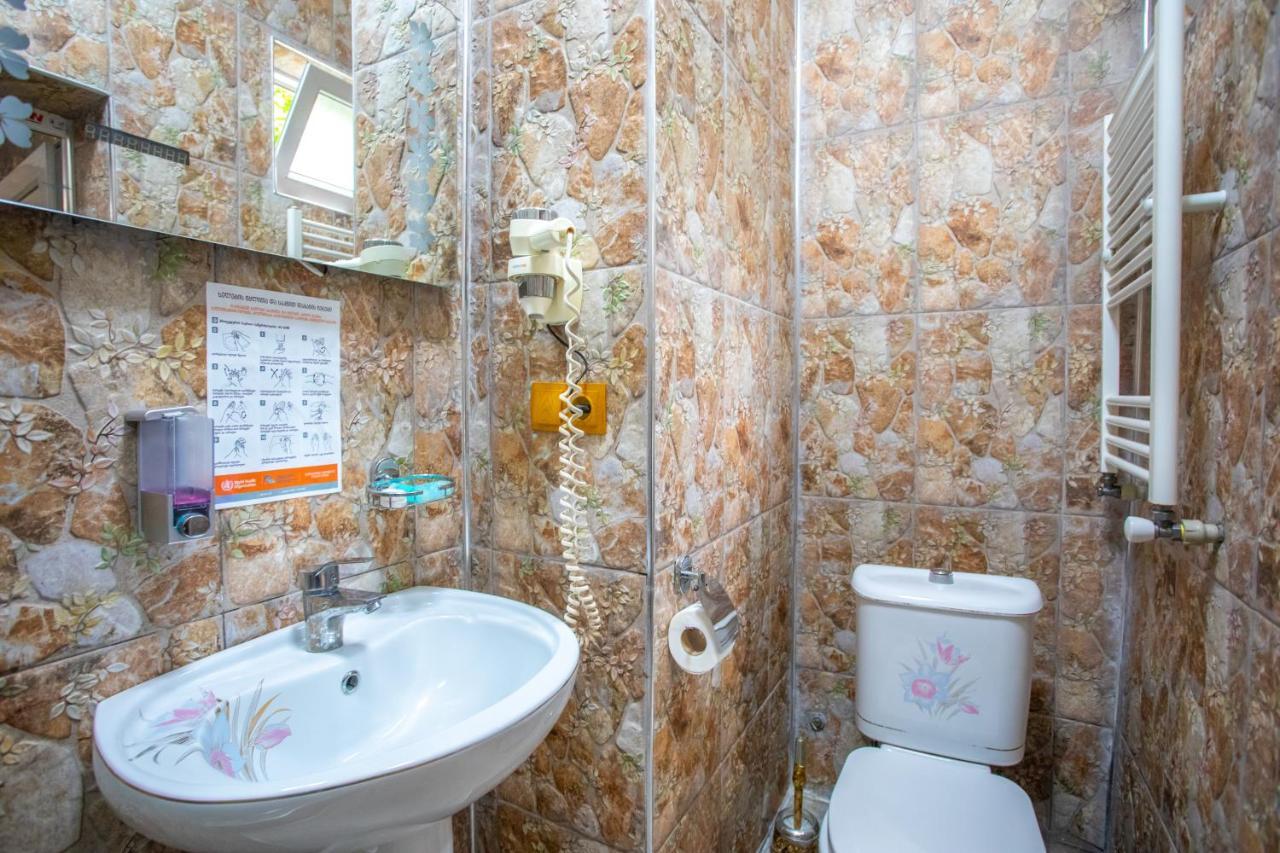 Hotel Mkudro Кутаїсі Екстер'єр фото